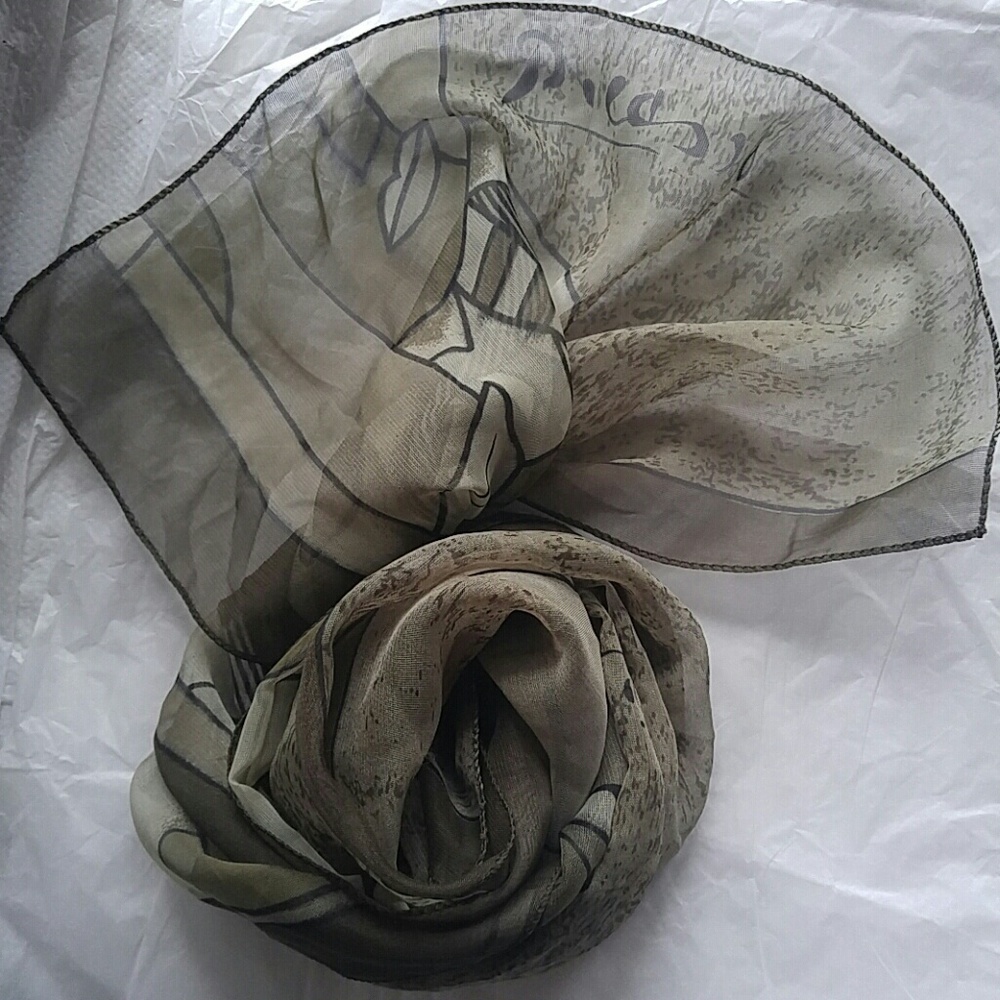 Scarf - Picture 8 of 9