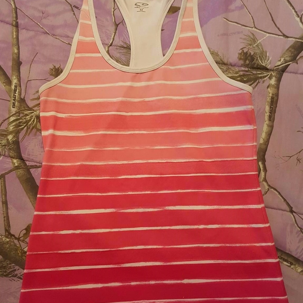 Workout tank top, crossfit, powerlifting, running