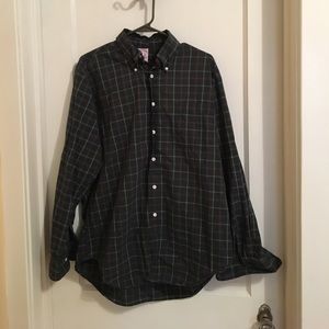*MEN’S* Brooks Brothers button down. Size 16R