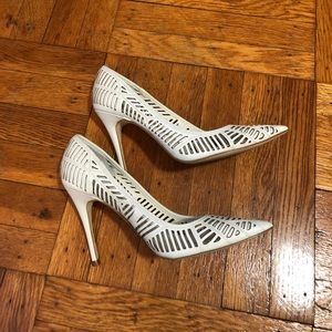 BCBG Laser cut out HOT white pumps!