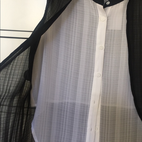 NWT SugarLips black & white button up top  - Picture 2 of 6