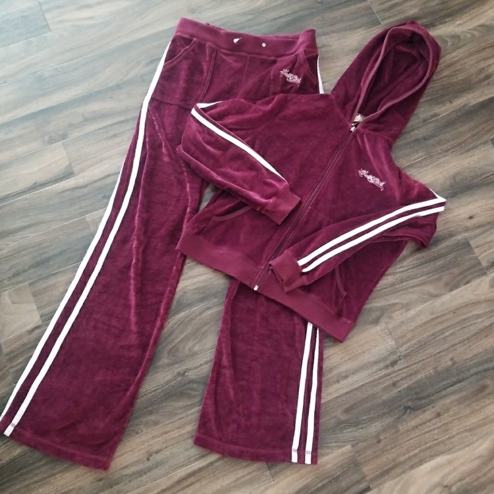 Hale Bob sweat pants and jacket set.