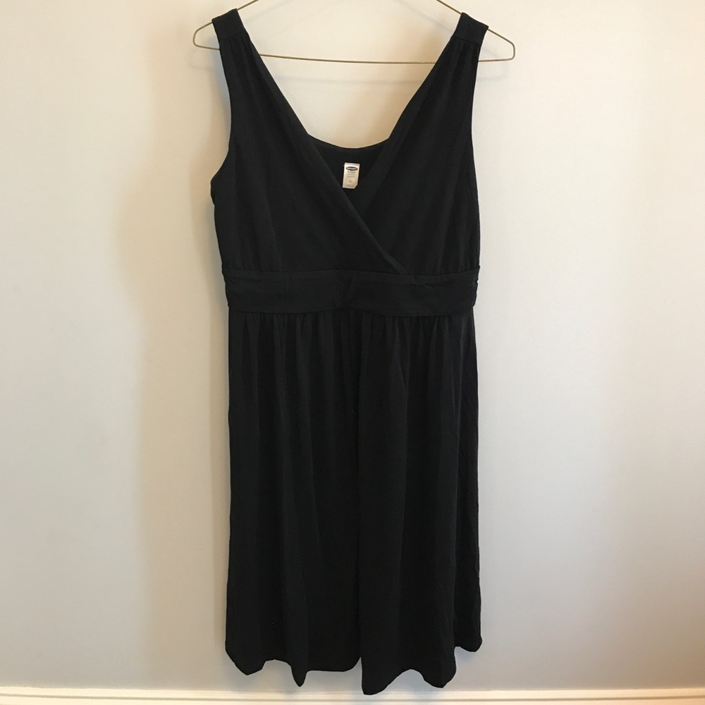 Old Navy black Sleeveless dress size Medium