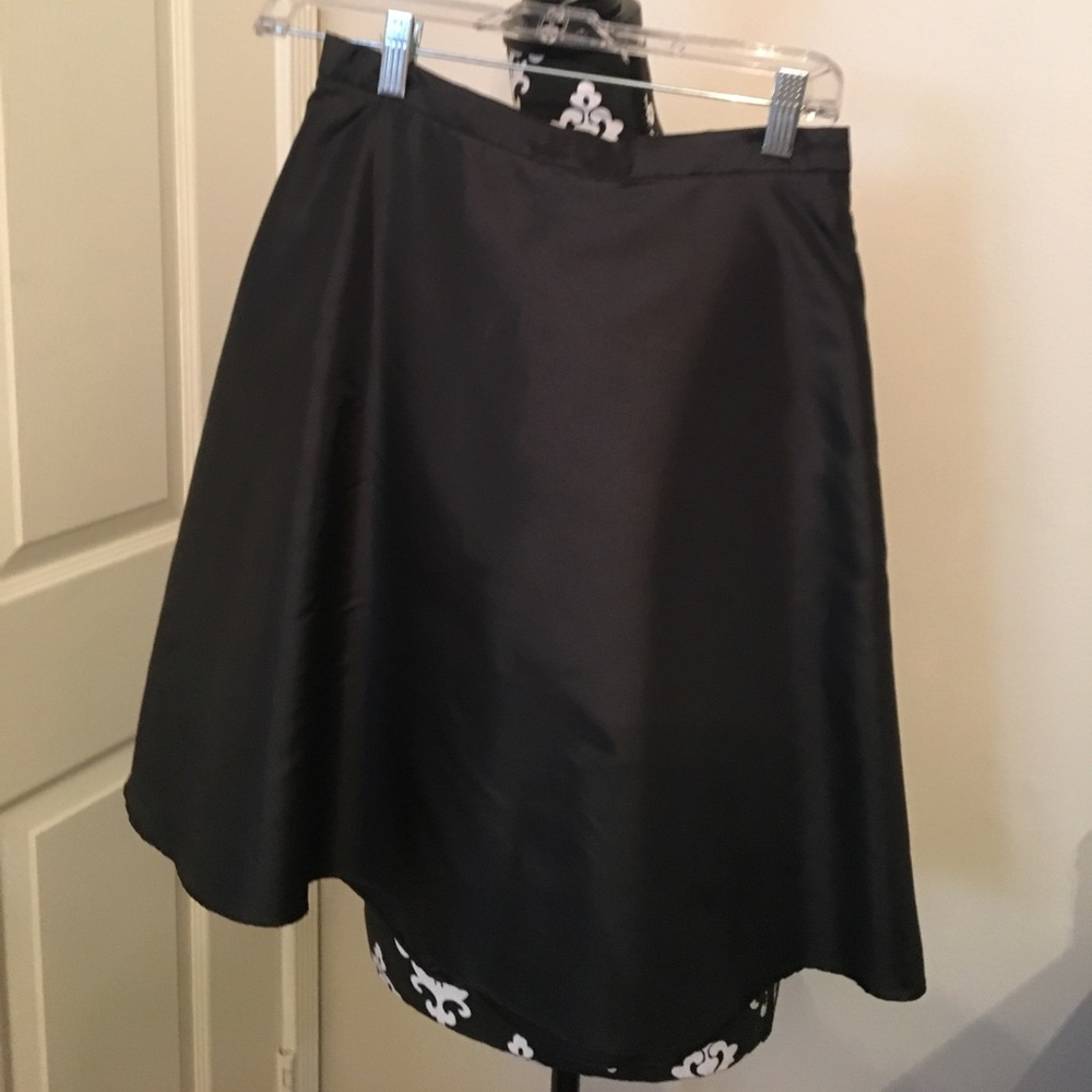 Black skirt