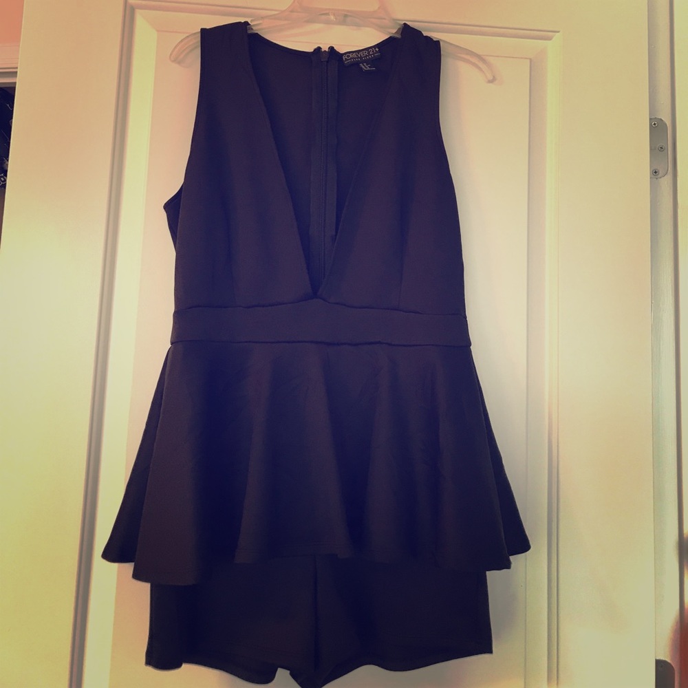 Black, peplum jumper