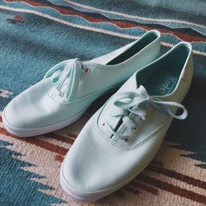 NWOT Seafoam Keds