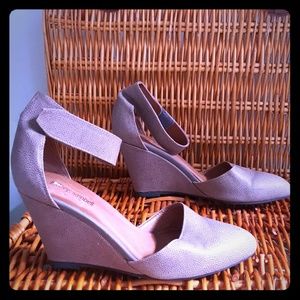 Jeffrey Campbell Tatum size 9