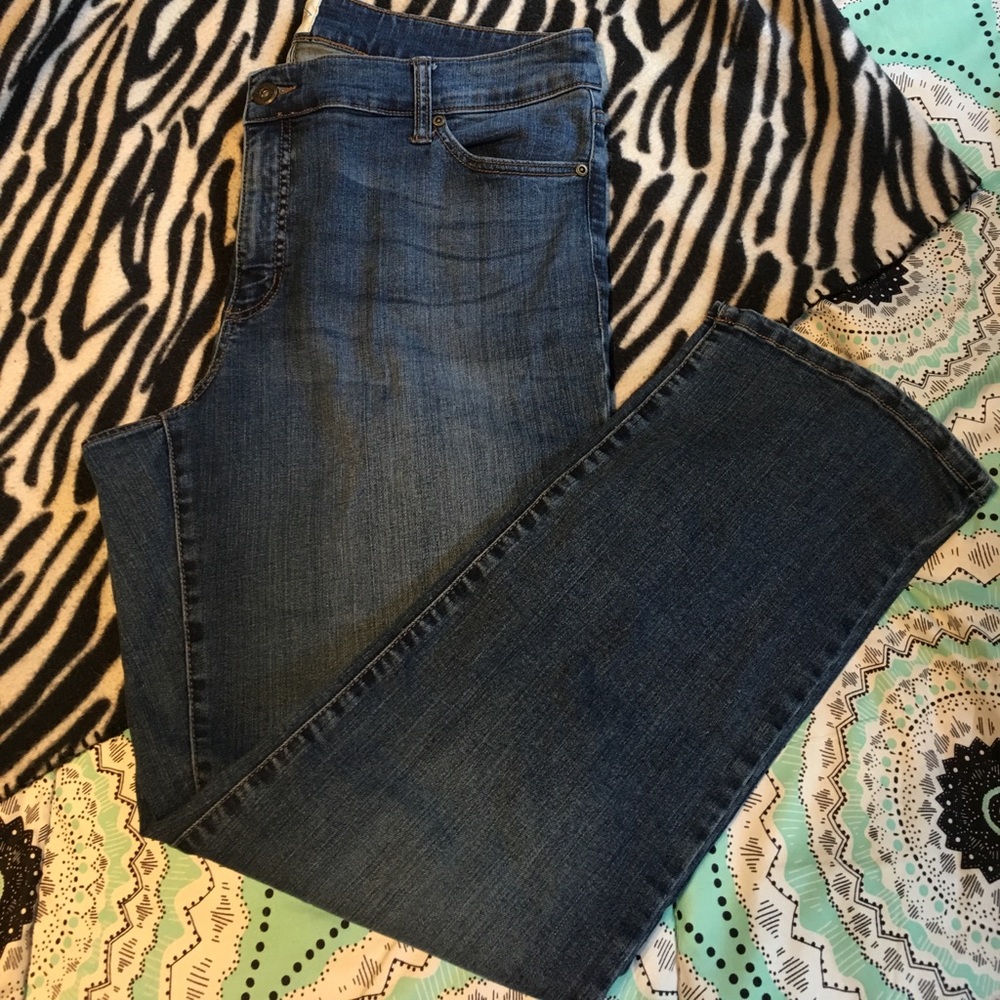 Women's St. John's bay straight leg Size 16ws