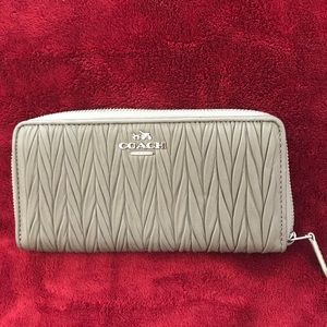 Coach wallet