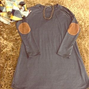Sz Small Boutique Tunic / Never Worn