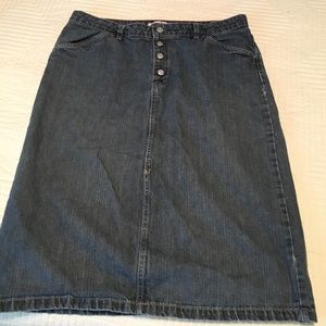Midi-length Tommy Hilfiger denim skirt