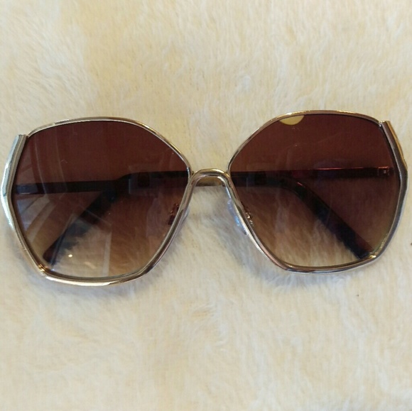NWOT Gold Geometric Sunglasses - BOGO - Picture 3 of 4