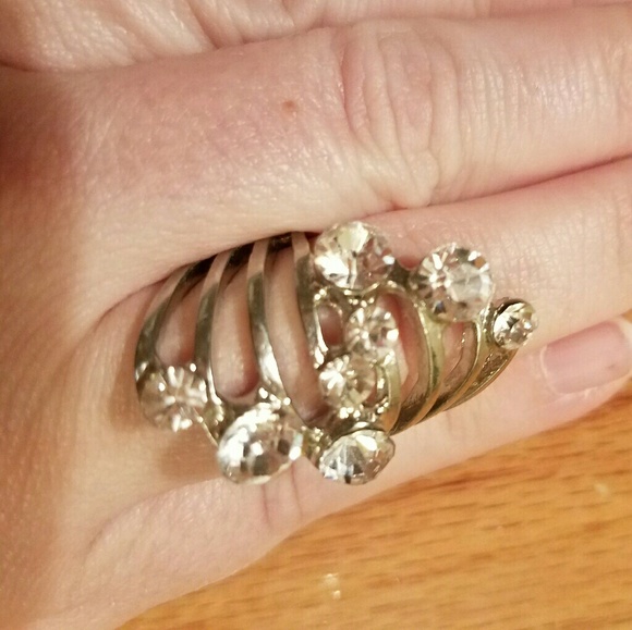 Statement Ring - Picture 4 of 4