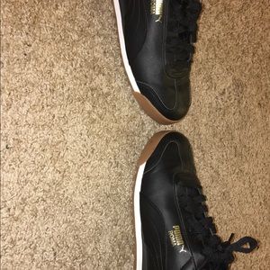 Men’s puma sneakers