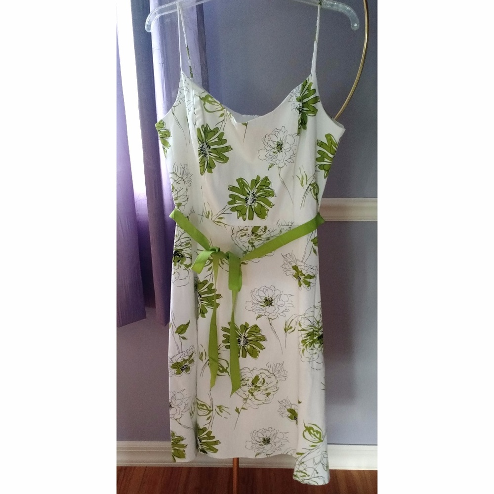 White cotton dress w green flowers + belt, defect
