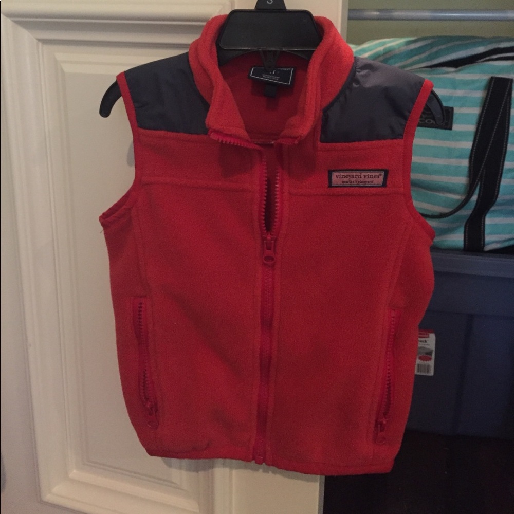 Vineyard Vines fleece vest