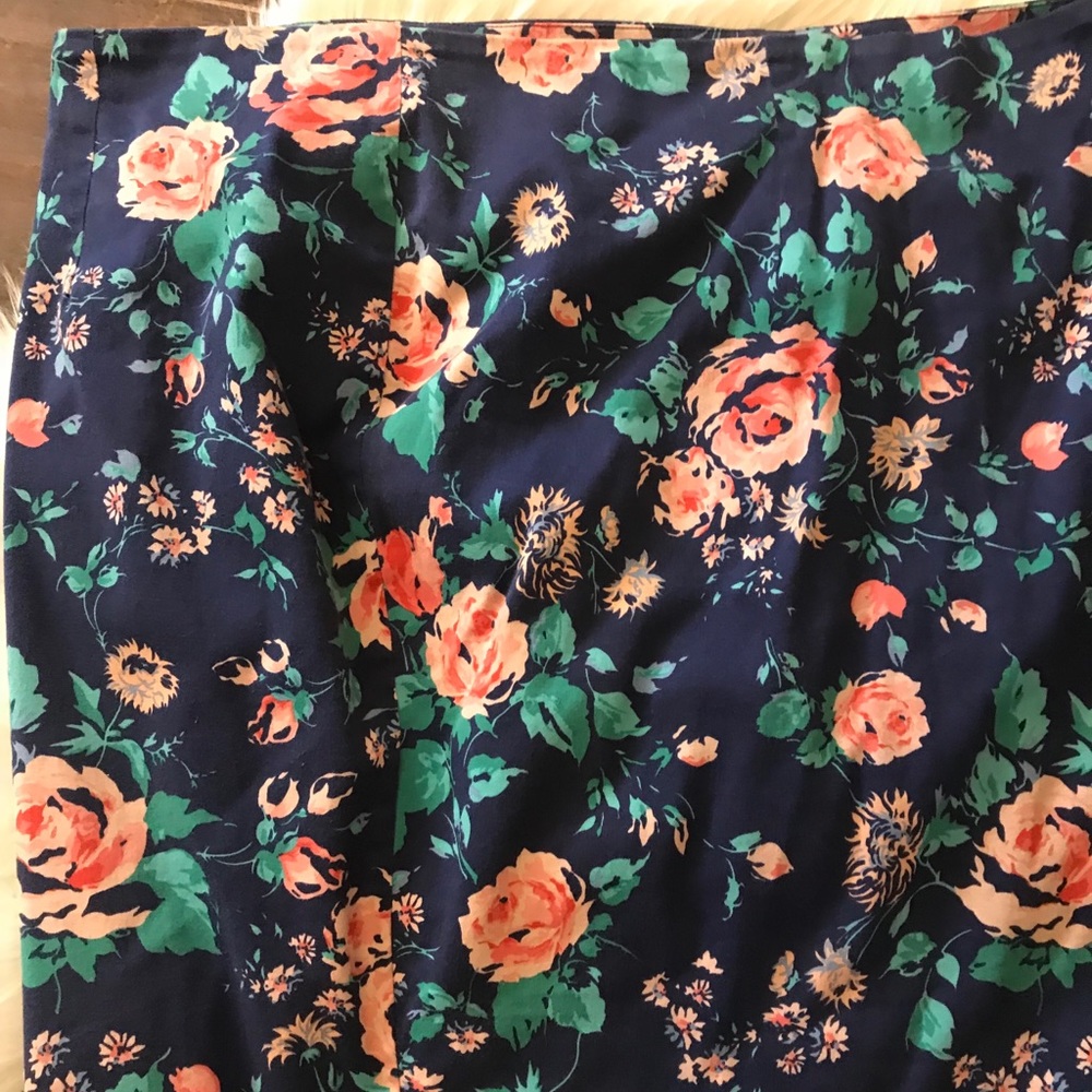 Kiyonna Blue Floral Pencil skirt