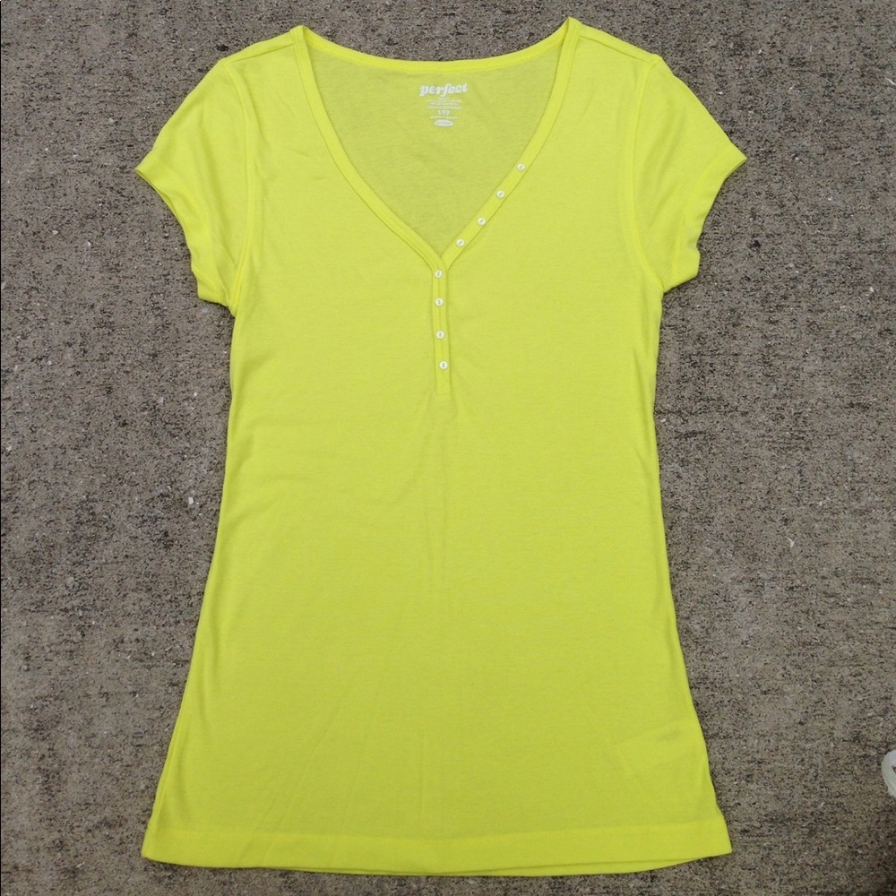 Old Navy shirt small