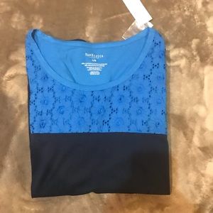 Quarter sleeve Van Heusen shirt