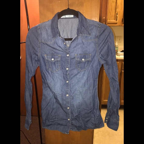 Maurices Tops - Denim Button Up Shirt!