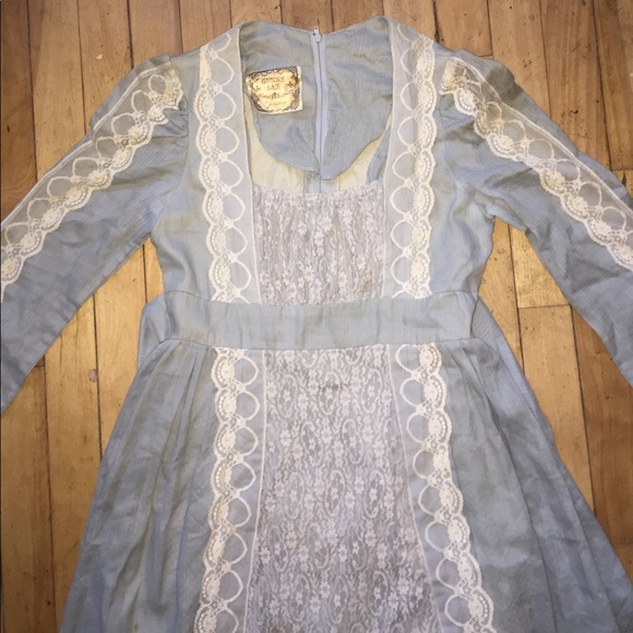 SOLD Vintage 1970s Gunne Sax Boho Dresses - Picture 2 of 8