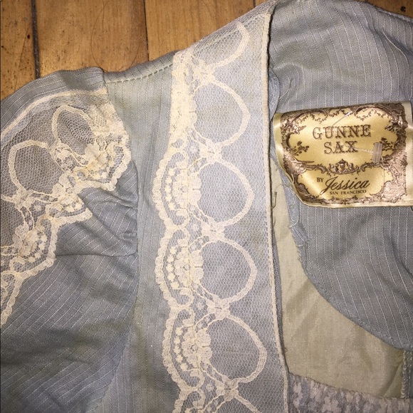 SOLD Vintage 1970s Gunne Sax Boho Dresses - Picture 3 of 8