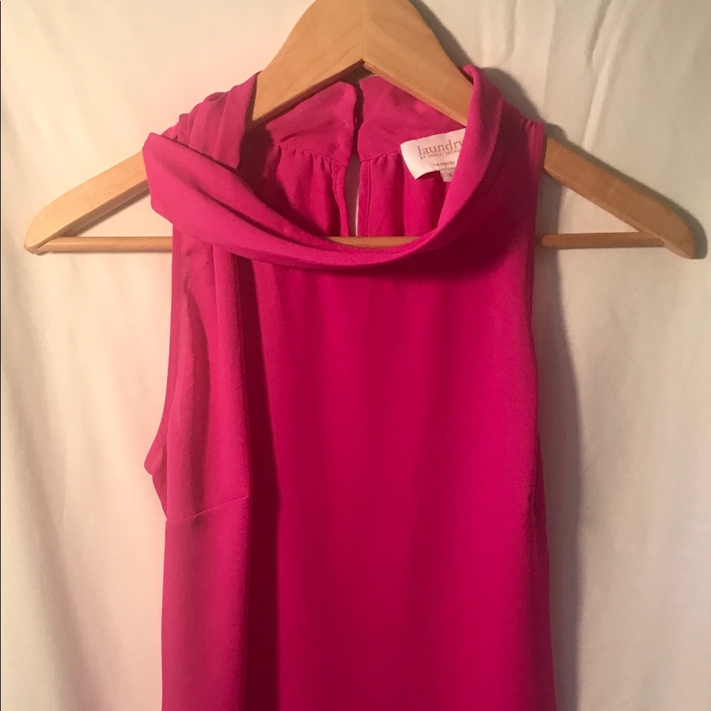 Sleeveless top