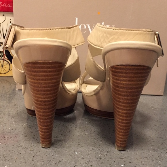 Levity Platform High Heels - Picture 3 of 4