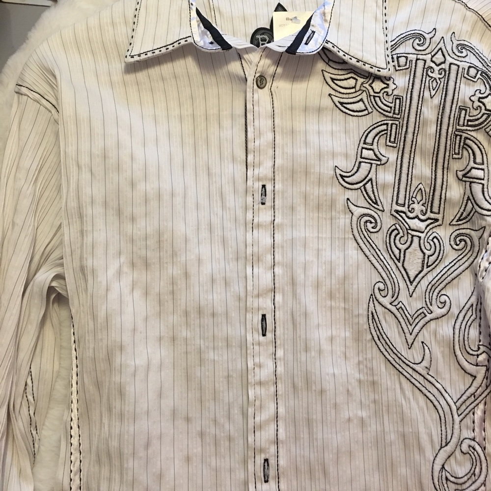 White Roar - BUCKLE BUTTON SHIRT