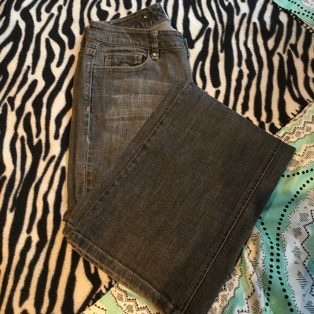 White House Black Market women's Jeans size 6
