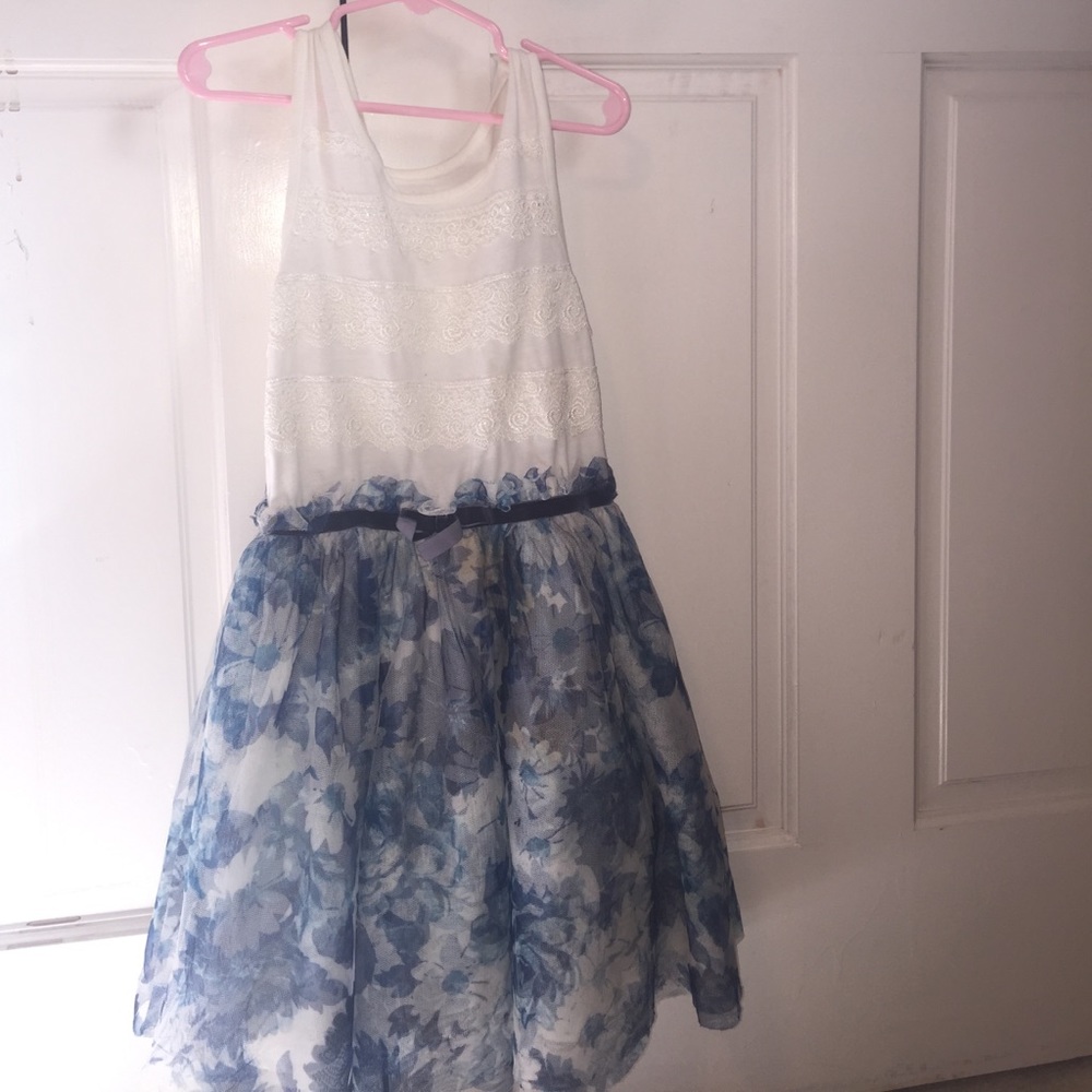 💕MAKE AN OFFER PLEASE💕