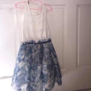 💕MAKE AN OFFER PLEASE💕