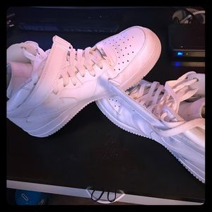 Nike air force 1 mid