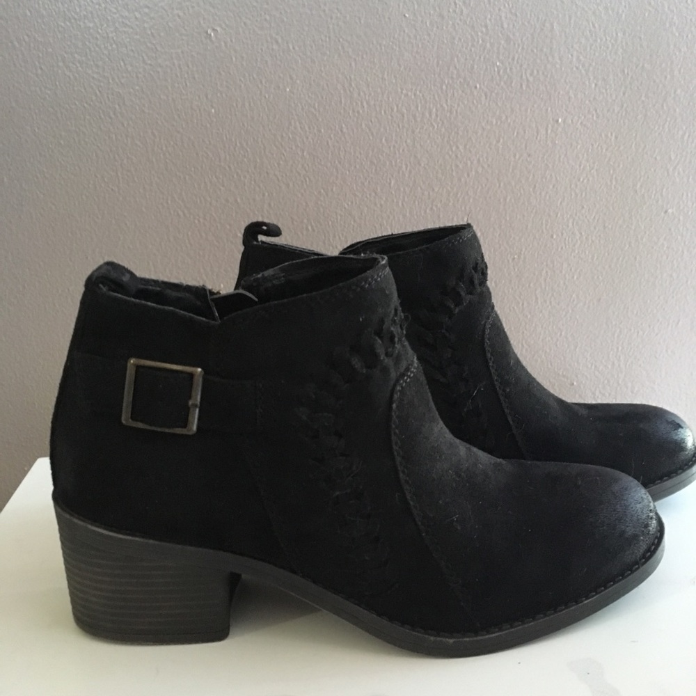Billabong ankle booties BRAND NEW!