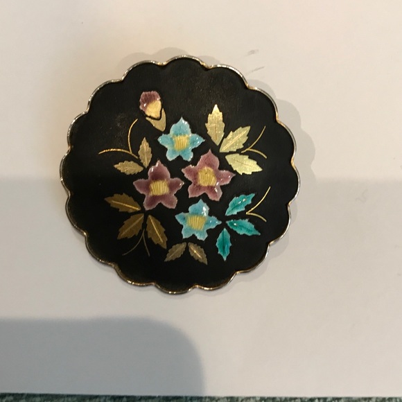 Vintage Jewelry - BEAUTIFUL ENAMEL VINTAGE BROOCH