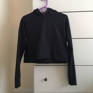 Lululemon cropped hoodie