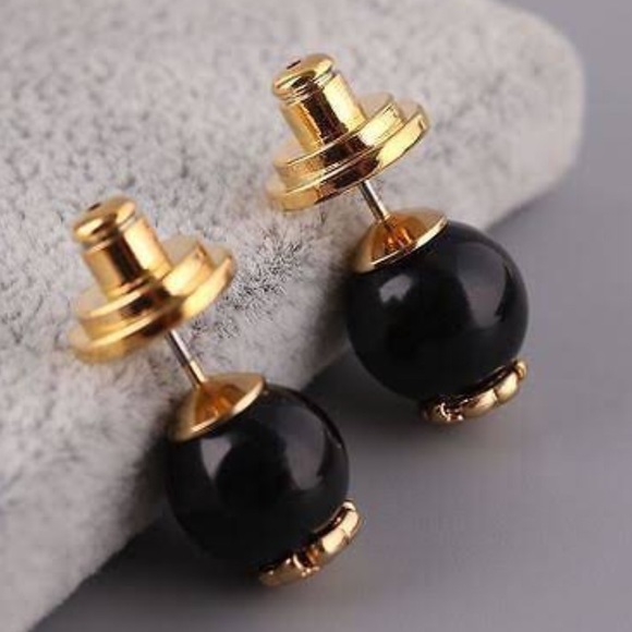 tory burch // swarovski pearl logo studs - Picture 5 of 8