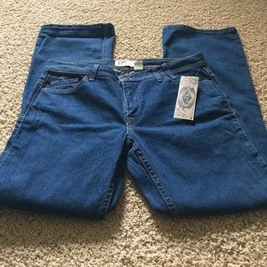 NWT Earl Brand flare jeans. Size 12