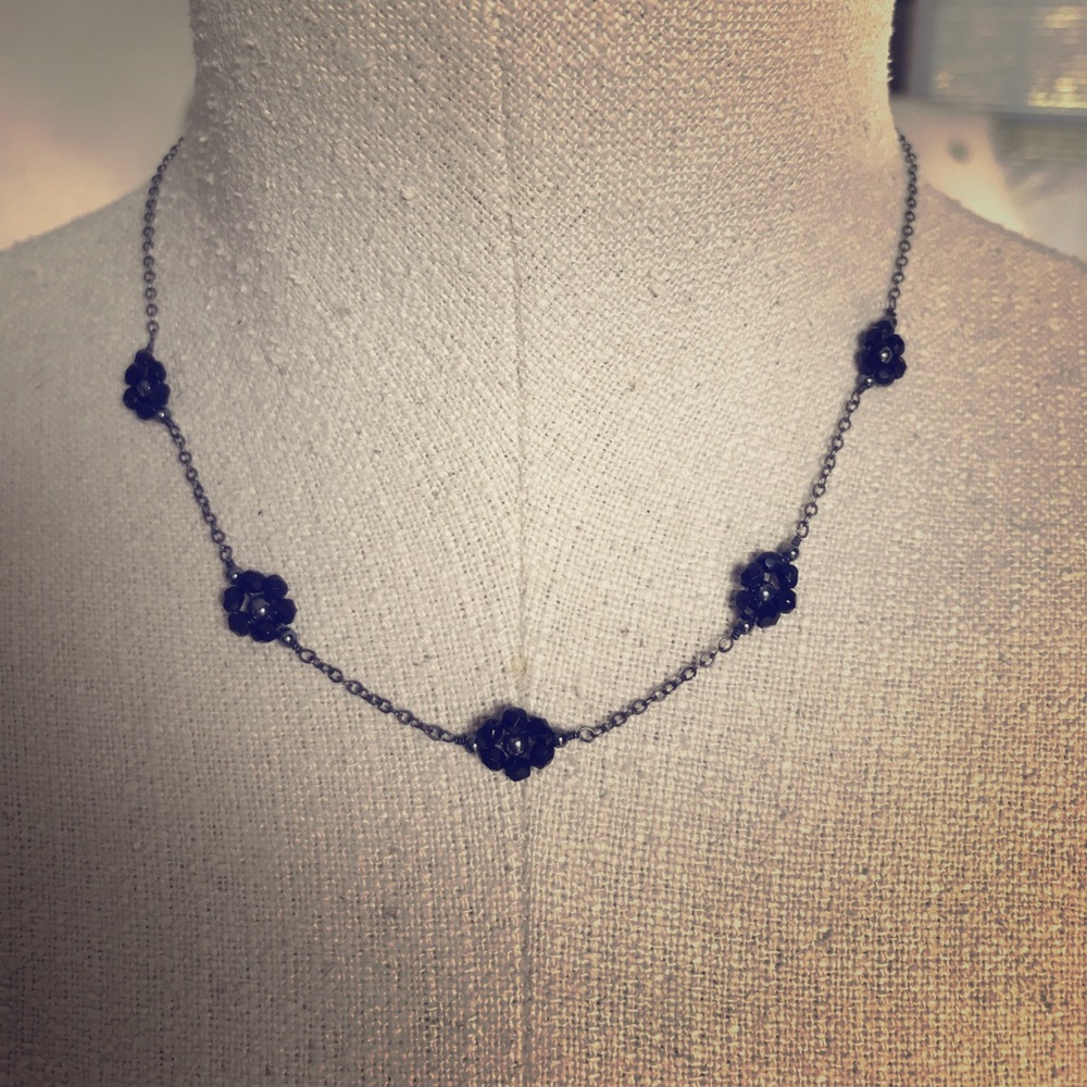 Simple chain with glass beads
