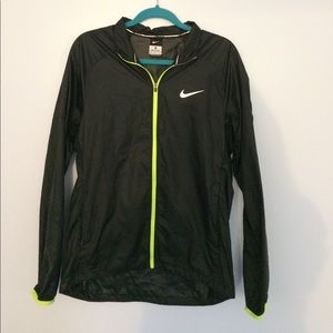 NEW Nike Windbreaker