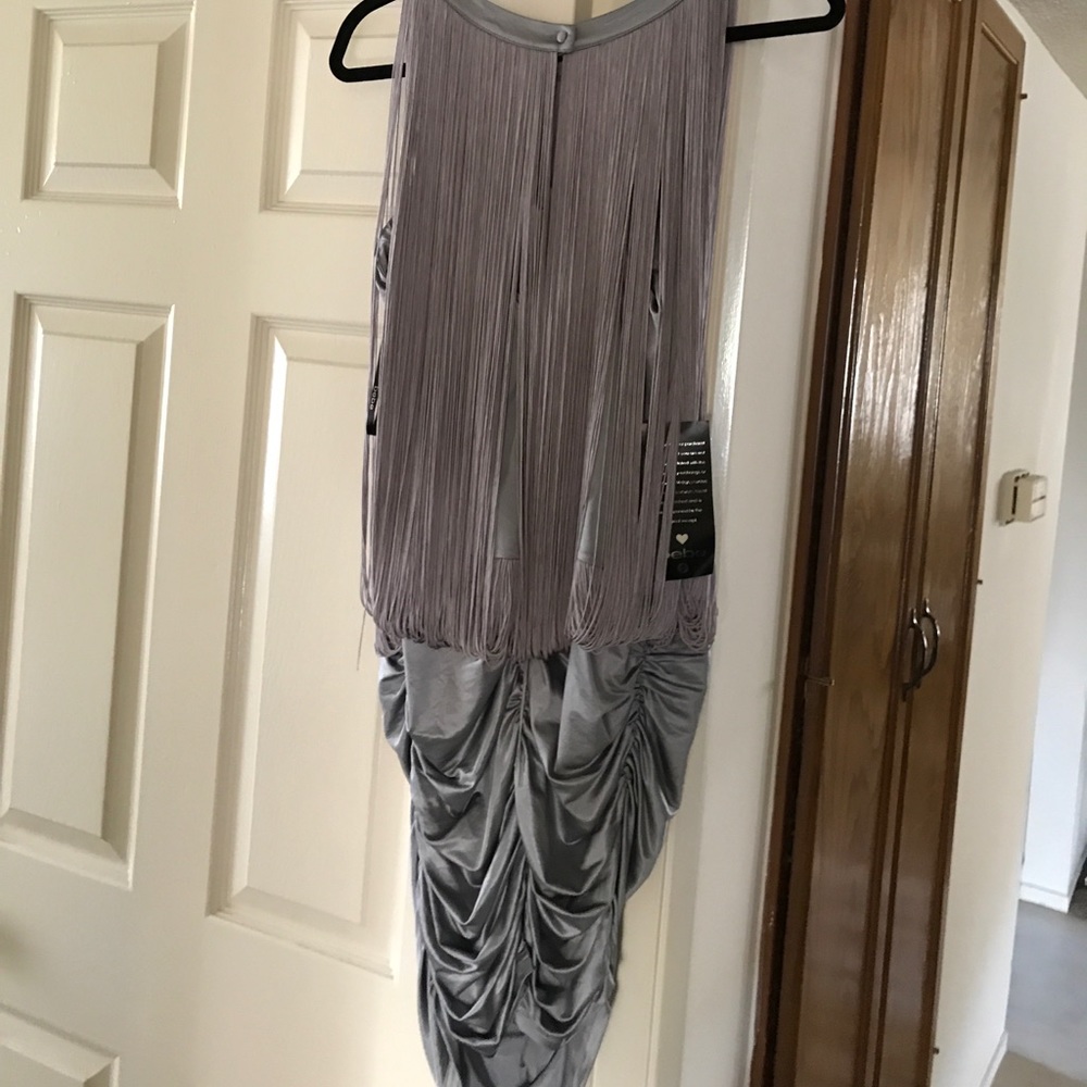Dress - Picture 4 of 5