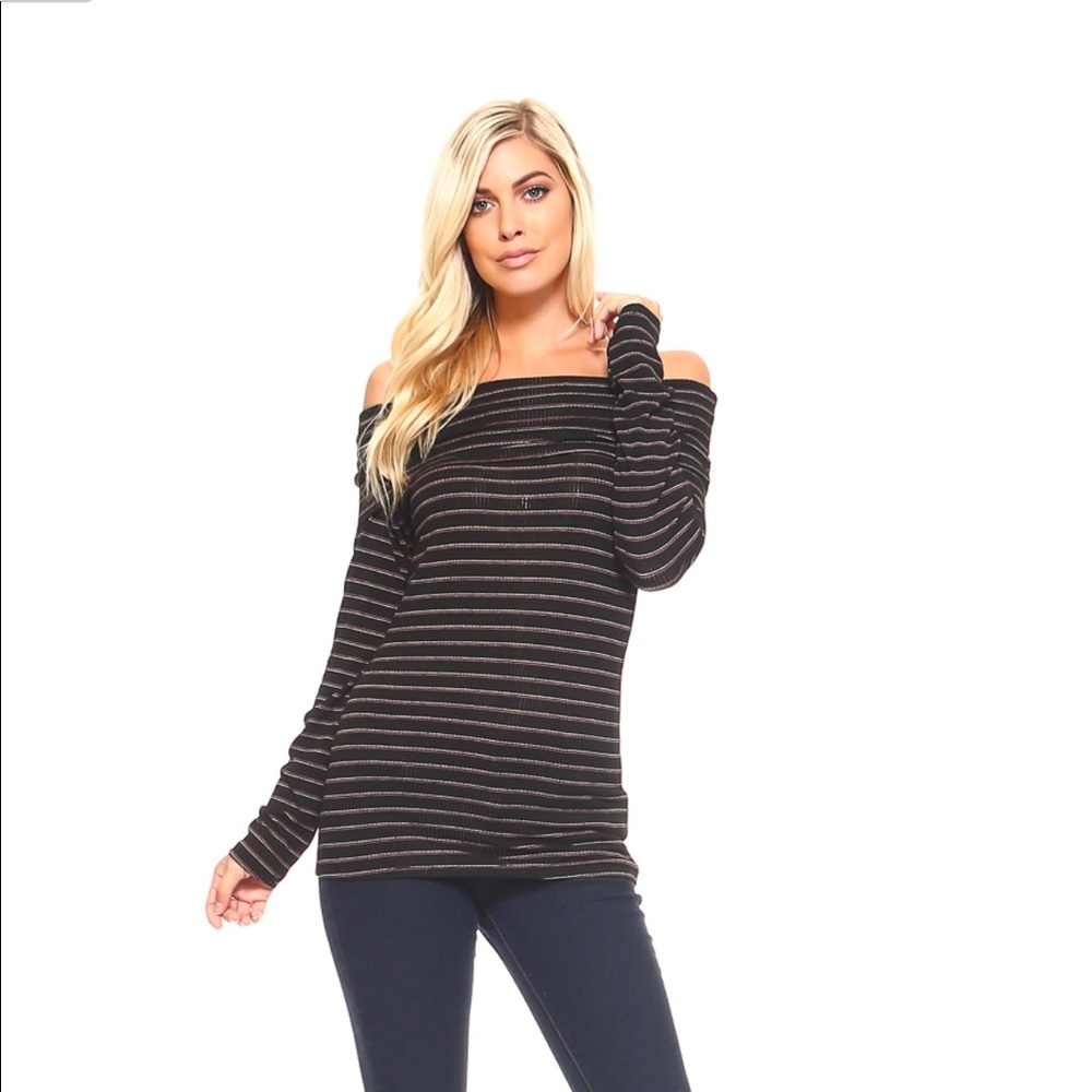 ONE LEFT Striped off-shoulder cozy sweater - Picture 6 of 7