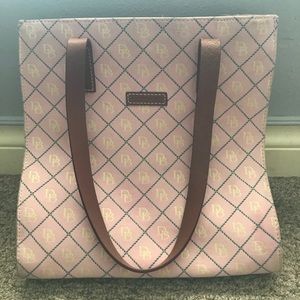 Dooney & Bourke Purse