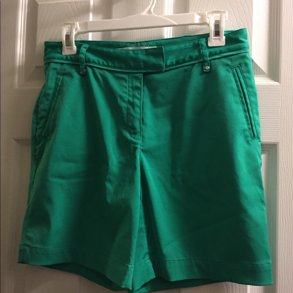 Lady Hagen golf shorts