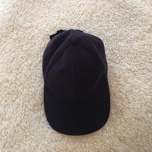 Lululemon hat