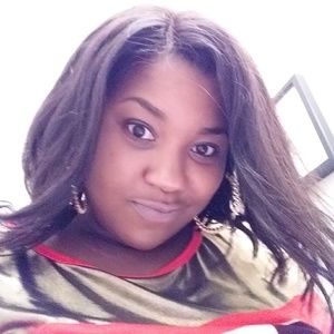 Meet your Posher, Chela