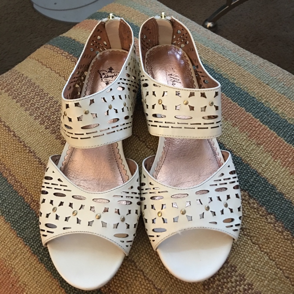 Miss Albright Philadelphia speciality sandals