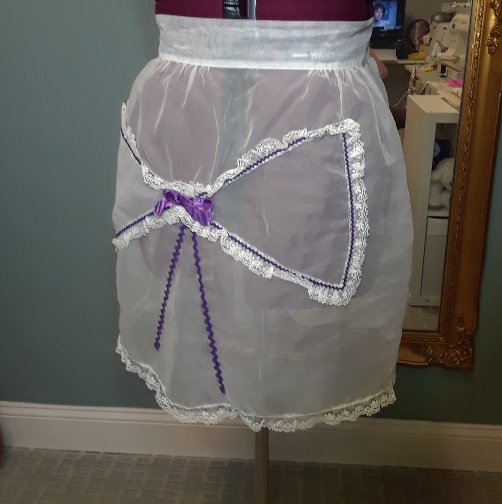 Vintage half apron. 50 years old
