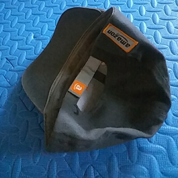 Hat - Picture 2 of 3