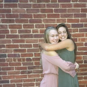 Meet your Posher, Becca